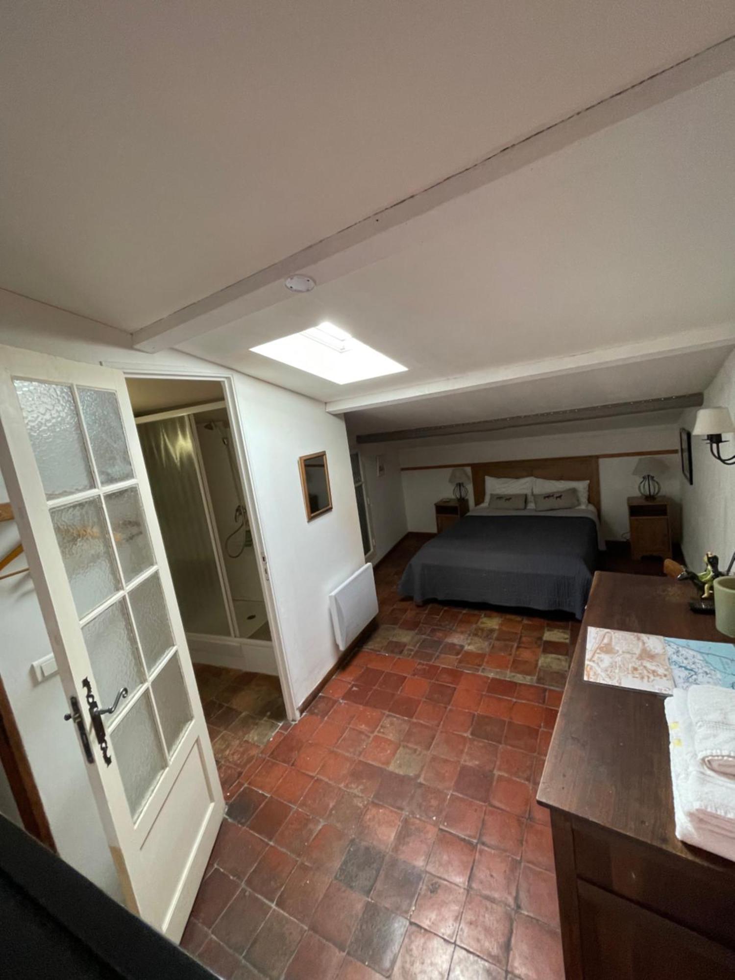 Chambres D' Hotes L'Escalo A Moutiers-Ste-Marie Moustiers-Sainte-Marie Exterior foto